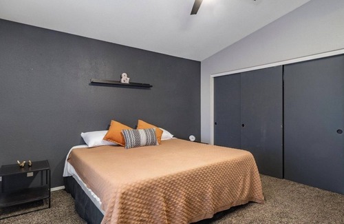 Parkwood Ranch House | Enjoy your daze off in this cozy Mesa home, with pool! Per friendly!