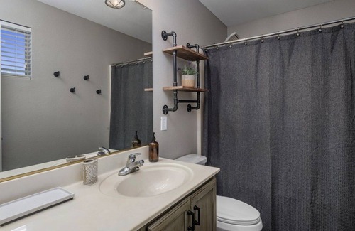 Parkwood Ranch House | Enjoy your daze off in this cozy Mesa home, with pool! Per friendly!