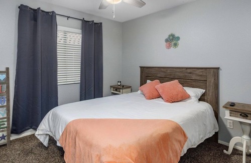 Parkwood Ranch House | Enjoy your daze off in this cozy Mesa home, with pool! Per friendly!