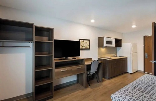 Austin Hotel | Enjoy your Extended Stay in 4 Rooms Near the Lyndon B. Johnson Museum in Austin