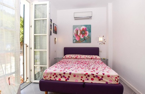 Magliolo House | Enjoy your vacation in this beautiful cottage with access to pool and sauna.