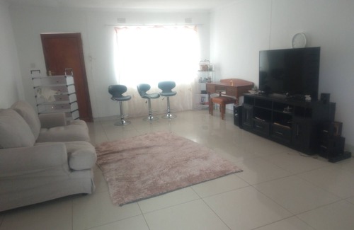 Gaborone House | Enjoyable house with WiFi in charming Gaborone and calm siesta fussion.