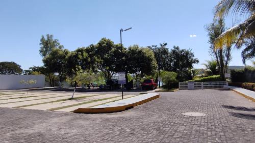 Caldas Novas Apartment | Enseada Nautico Apart Flat I Vista para o Lago Corumbá