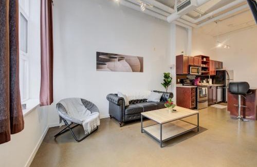Kitchener Apartment | Entire 1 bedroom in the heart of KW downtown across Google