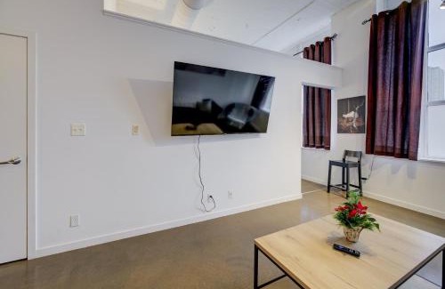 Kitchener Apartment | Entire 1 bedroom in the heart of KW downtown across Google
