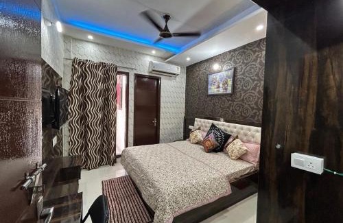 Zirakpur Apartment | Entire 3bhk Luxury Flat in Zirakpur-Panchkula-Chandigarh-Mohali, Punjab, India