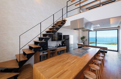 Geisei-mura House | entire building An open feeling overlooking the ocean All rooms have ocean views 8 people/Aki Kōchi