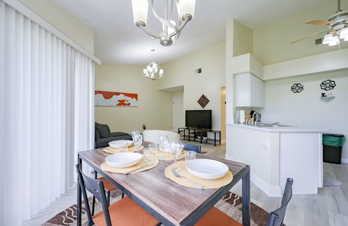 Southwest Orlando Condo | Entire condo with 2BD in Orlando, remote work friendly, downtown area
