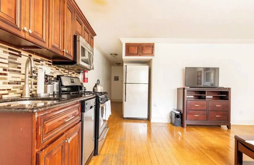 West Side House | Entire home in Jersey City