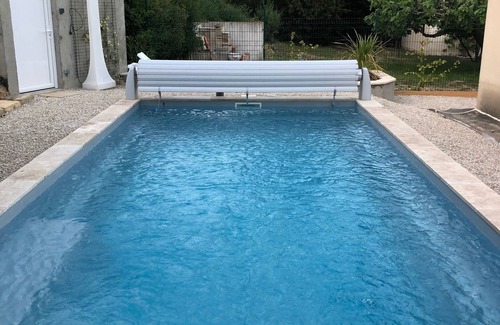 Ledenon House | Entire private gîte