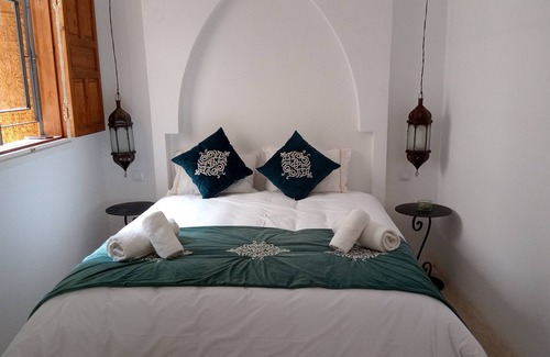 Medina House | Entire Riad of 7 Suites (19pers) with breakfast included.