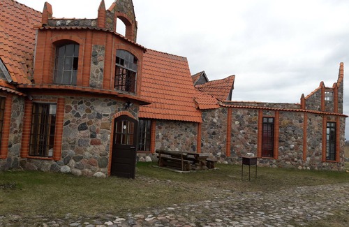 Brankciems Cottage | Entire Villa/Castle with private lake in Jurmala