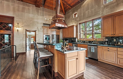 California Wine Country Resort | Entire villa in Hopland, California