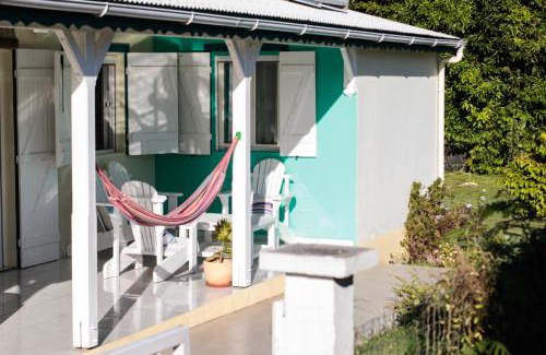 Le Moule House | Entr'azur et sable à la Baie du Moule