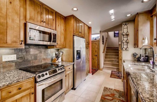 Dillon House | Epic Lake and Mountain Views!