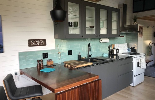 Nelson House | Epic View Tiny House