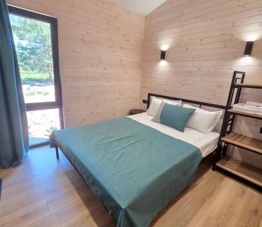 Klavdiyevo-Tarasove House | Equi Lis