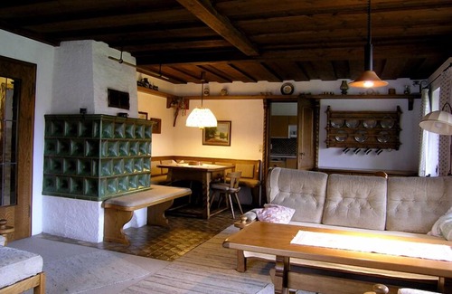 Inzell Apartment | Erdgeschosswohnung München für 5 Personen, 2 Schlafzimmer, Terrasse, 100 m²