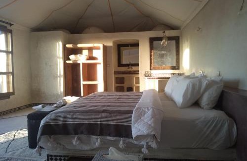 M'Hamid El Ghizlane House | Erg Chigaga Desert Luxury Camp