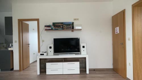 Klake Apartment | Eros & Aphrodite
