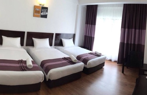 Kampung Temiang Hotel | ēRYA by SURIA Hot Spring Bentong