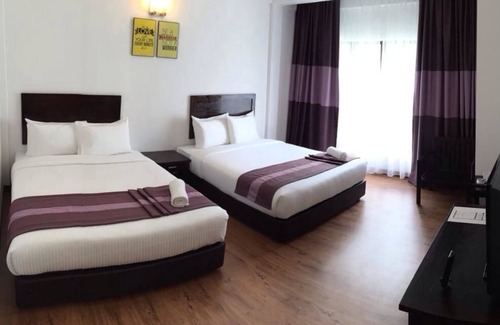 Kampung Temiang Hotel | ēRYA by SURIA Hot Spring Bentong