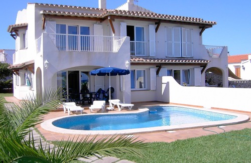 Cala'n Bosch Villa | Top location Menorca - beautiful villa by the sea