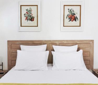 Saint-Denis House | ESCAPADE BELLEPIERRE (L')