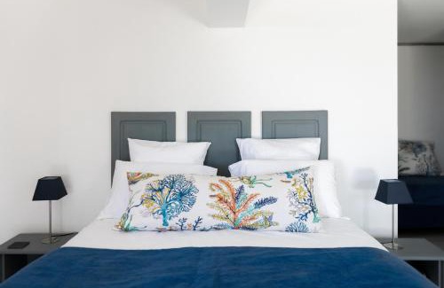 Saint-Denis House | ESCAPADE BELLEPIERRE (L')