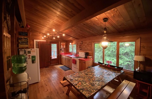 Marmora and Lake Cabin | Escape to a private cabin with 500ft of clean waterfront
