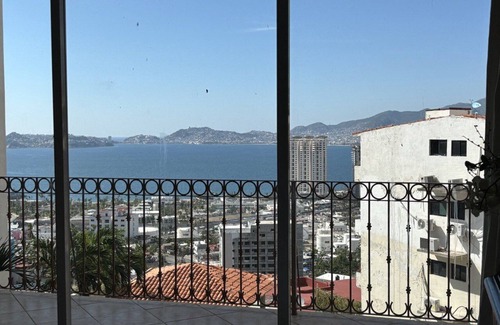 Joyas De Brisamar House | Escape to Paradise: Stunning Acapulco Retreat on VRBO Awaits Your Arrival