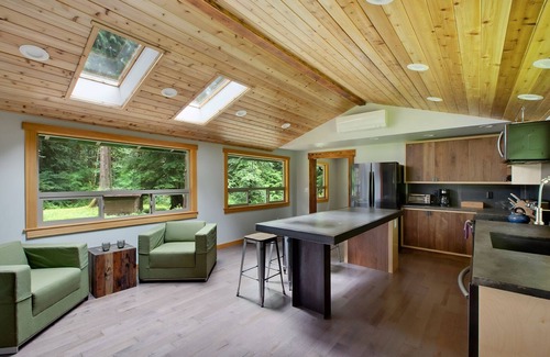 Glacier Cabin | Escape to the Forest in this Custom Mt. Baker Home!