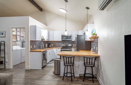 St. George Cottage | Escape to The Zen Den! Your private retreat in the heart of Southern Utah!