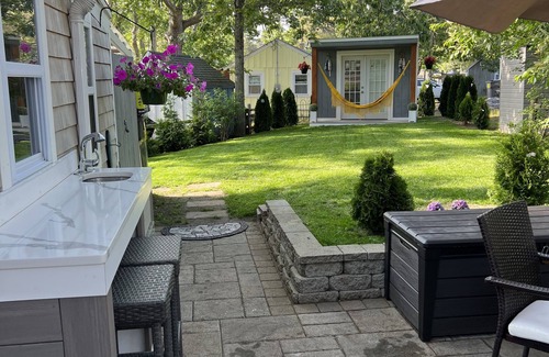 Dennis Port Cottage | Escape to Cape Cod in Our Quaint Cottage - Casa 72
