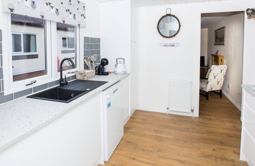 Lasswade Apartment | Esk Lodge with River View at Kevock Vale Park