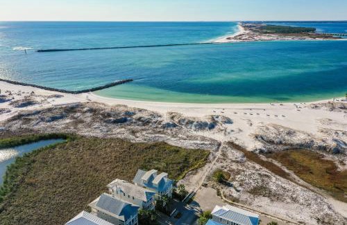 Holiday Isle House | Esmeralda At Destin Pointe Resort