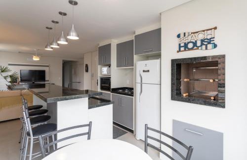 Itacolomi Apartment | Espaço amplo e confortável 3 Quartos, Churrasqueira, Cozinha completa, 180m da Praia, Wi-Fi, duas vagas de garagem