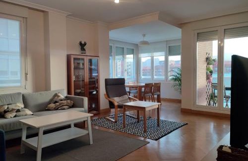 Zumaia Apartment | Espacio amplio y luminoso