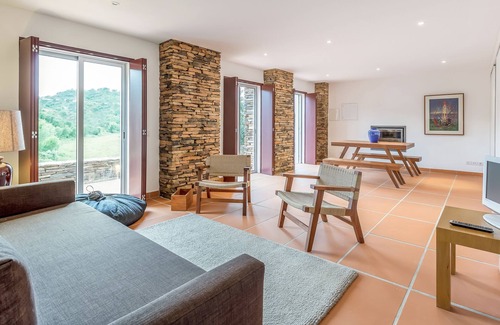 Sao Salvador House | Espargal Rural Reserve Studio