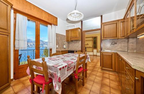 Castelletto Apartment | Esperia Apartment