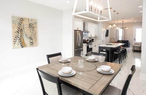 Seventh Ward House | Esplanade Magic 3