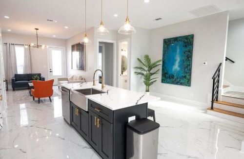 Seventh Ward House | Esplanade Magic 3