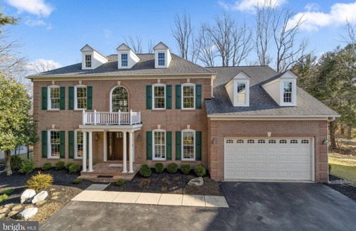 Ellicott City House | Estate home with private pool and spa - close to Washington DC
