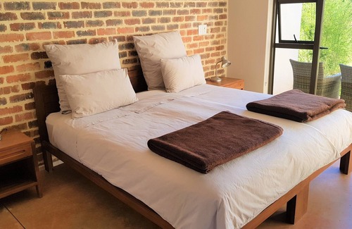 Hekpoort House | Esther's Country Lodge