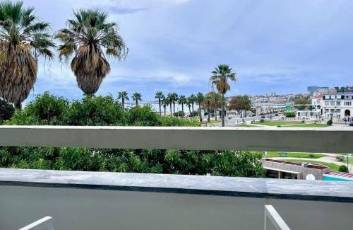Estoril Apartment | Estoril - Bay view apartment