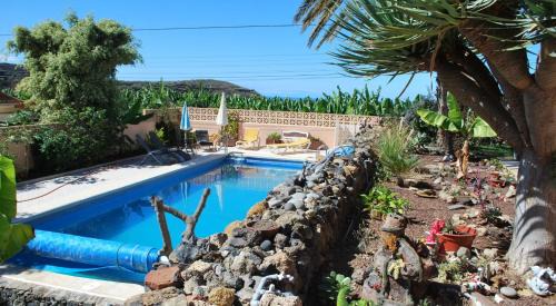 Icod de los Vinos Apartment | Estudio con hermosas vistas terraza, Piscina, BBQ