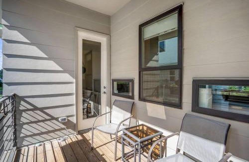 South Central Houston House | Ethereal Rooftop Retreat @ Midtown/Eado