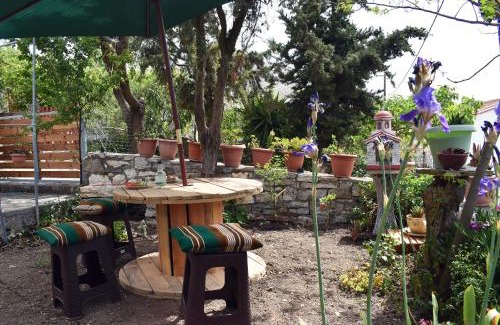 Ethia House | Ethia 2Floor Mountain View Cottage garden wifi ac