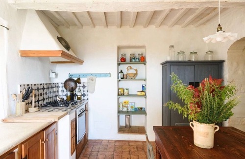 Murlo House | Etruscan house in magic location, with 3 double bedrooms, real Tuscan experience
