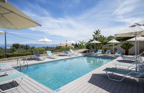 Gouvia Apartment | Euphoria Seaview Residences with Shared Pool by Konnect